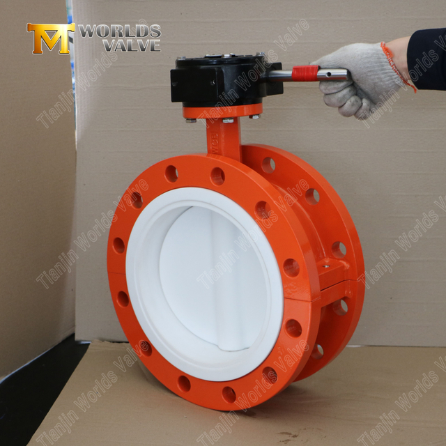 صمامات الفراشة المبطنة بـ PTFE | حل فائق للحماية من التآكل