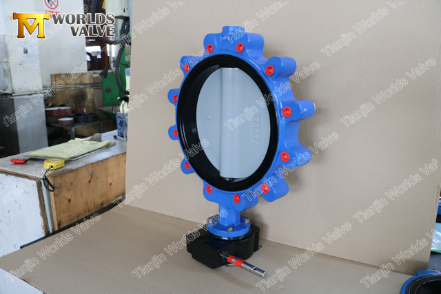 الصين الصين OEM Butterfly Valve Manufaction-Nylon مبطن القرص صمام الفراشة مع مشغل علبة التروس