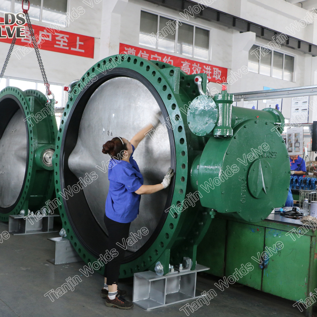 AWWA C504 C207 DN1950 78 '' Ductile Iron Double Flanged فراشة صمام